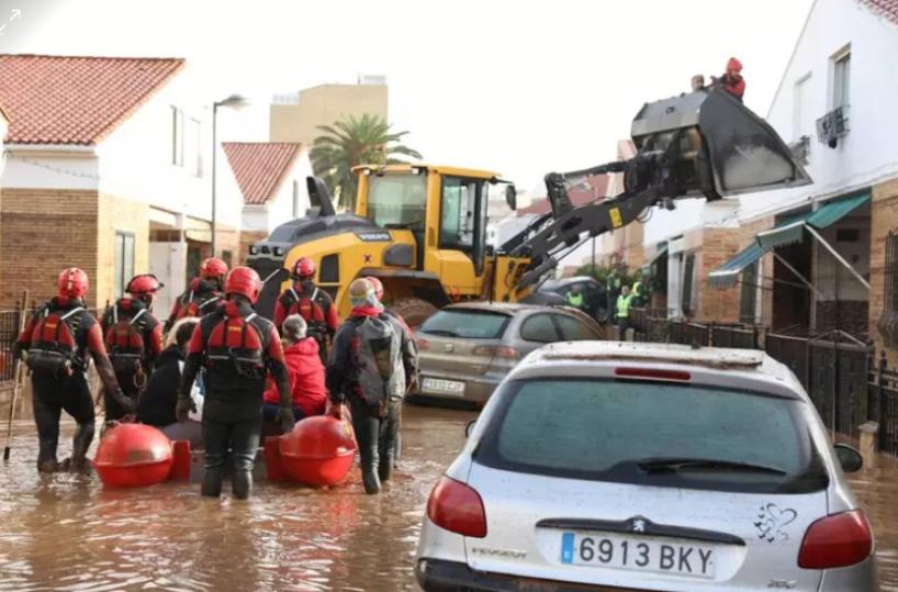 Alluvione in Spagna, da Viggiano partono beni di prima necessità