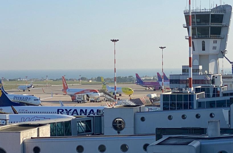Aeroporti di Puglia, continua a crescere il numero dei passeggeri: +9,1% rispetto allo scorso anno