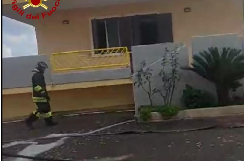 A fuoco villetta a Gioia del Colle: muore anziano di 80 anni