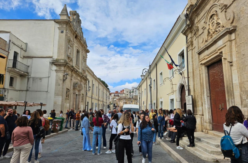 Foggia, via Arpi trasformata in un laboratorio dei diritti