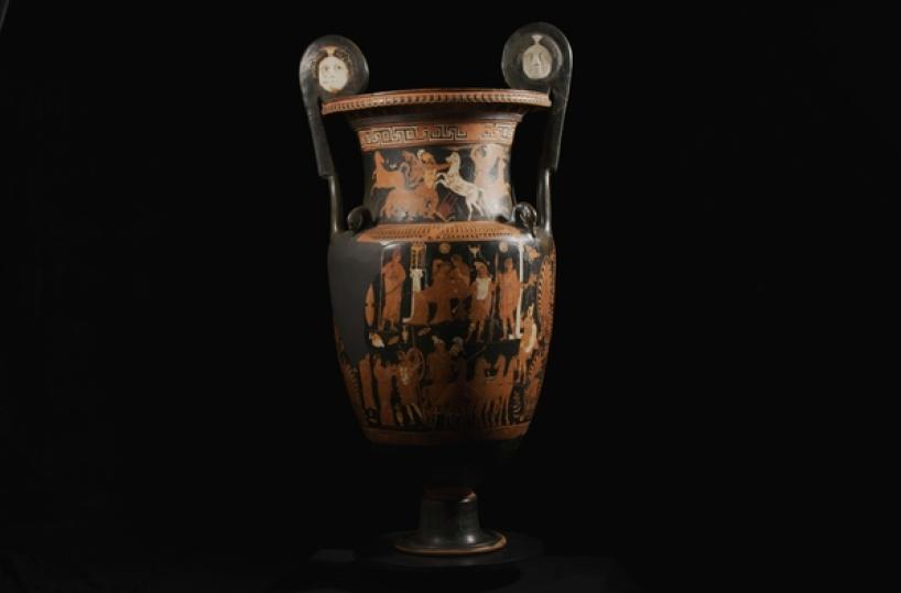 A Roma la mostra dei vasi Etruschi rubati in Puglia. Il ministero: arriveranno a Bari, poi il museo a Foggia