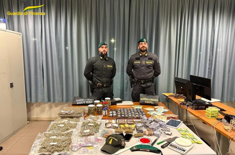 Studente pugliese a Pisa beccato con 10kg di droga in casa insieme a un amico del posto: arrestati