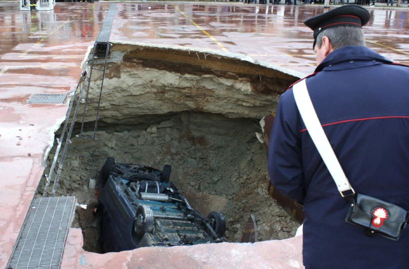 Mercato a Tamburi, «sos» dei commercianti: «Siamo all’ultima spiaggia»