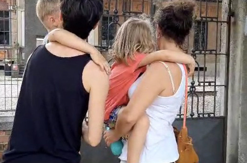 Elicotteri o aquiloni così i genitori «rovinano» i figli