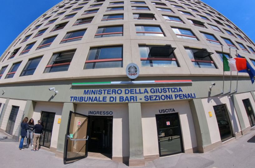 Ricorsi per migliaia di euro contro false multe: a Bari reati prescritti, coniugi prosciolti dopo 8 anni