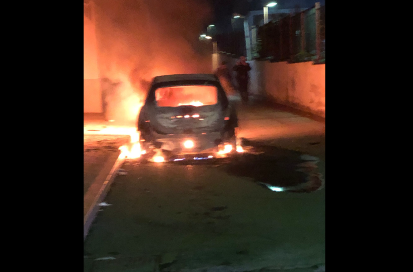 Spinazzola, incendio brucia l'auto di Lino Di Noia, vicepresidente provincia Bat: «Mai successo in 20 anni»