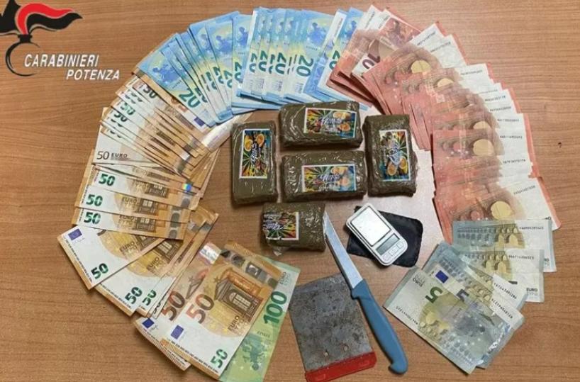 Spaccio di droga a Matera e Potenza, due arresti 