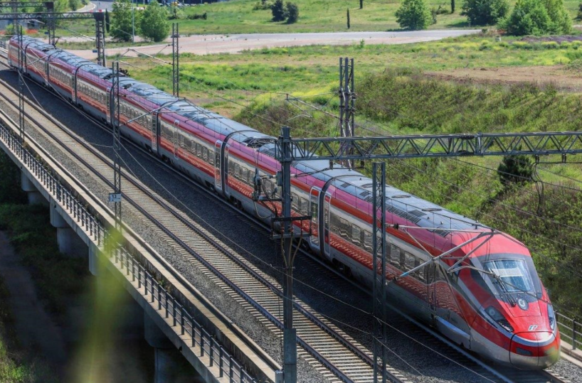 Furto di cavi di rame tra Fasano e Ostuni: linea ferroviaria Bari-Lecce fortemente rallentata, disagi