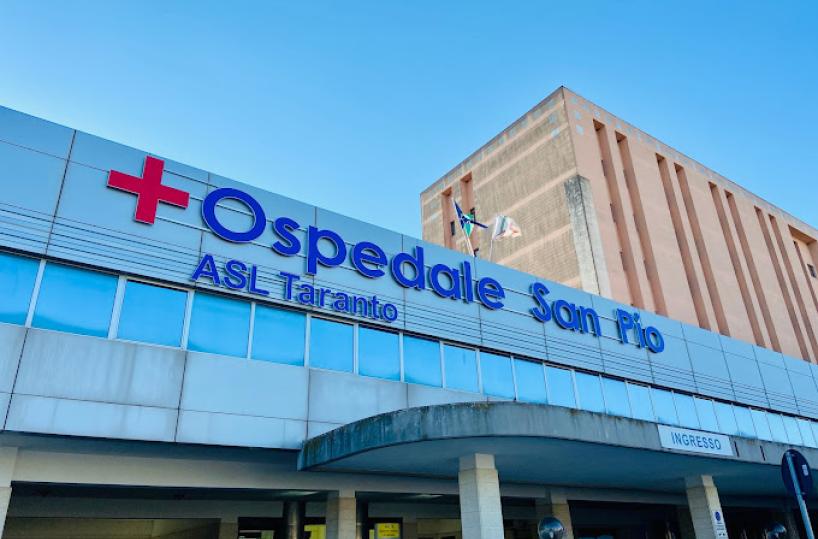 Castellaneta, 73enne va in ospedale ma prima di essere dimesso muore: «Caduto da una barella»