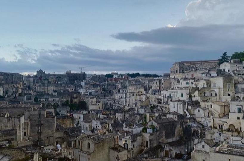 Una donna sindaco per Matera, purché non sia un’ape regina