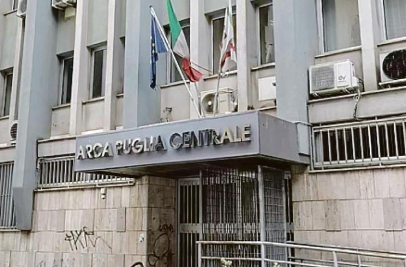 Bari, un circolo abusivo nella casa popolare: scattano i sigilli, una denuncia