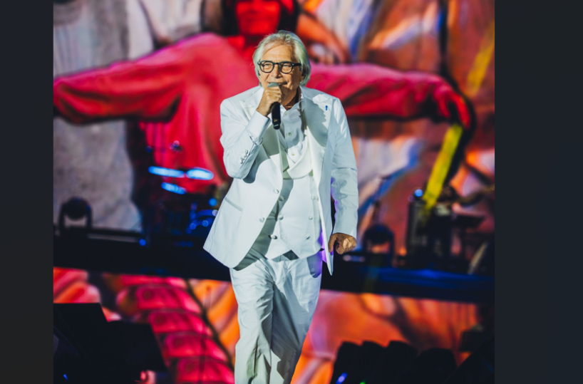 Nino D'Angelo torna in concerto nell'estate 2025: un tuffo negli anni '80 che passa anche per la Puglia