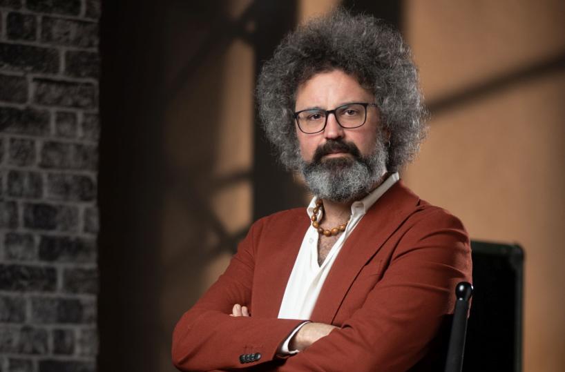 Sanremo 2025, Simone Cristicchi racconta «Quando sarai piccola» e la rabbia di vedere un genitore invecchiare