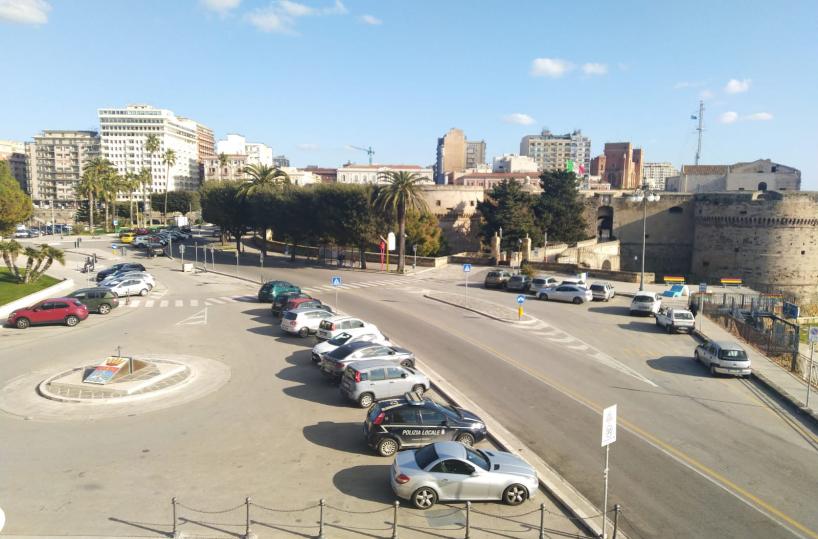 Taranto, restyling di Piazza Castello: c'è il bando di gara