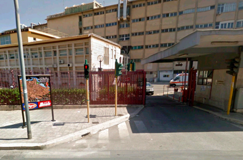 Molfetta, soldi in nero dai pazienti per saltare le liste di attesa: il medico non risponde al gip