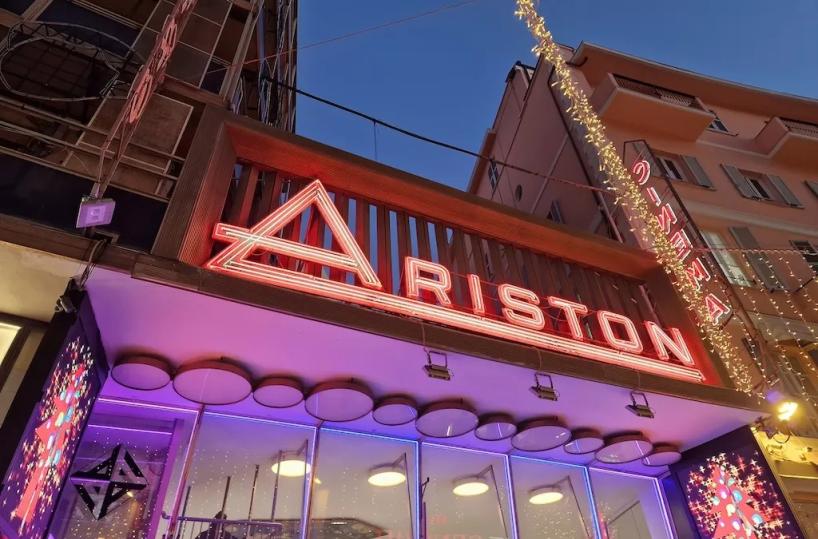 Sanremo: dal Mei la proposta di intitolare Ariston a Domenico Modugno