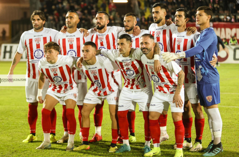 Calcio: il Barletta promosso in serie D ancora prima di giocare, grazie alla sconfitta dell'Acquaviva