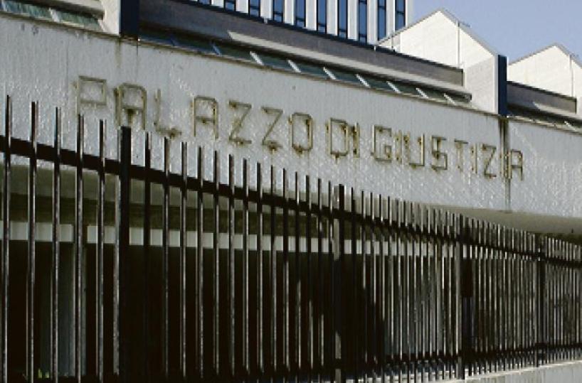 Brindisi, mafia ed estorsioni: chieste sette condanne