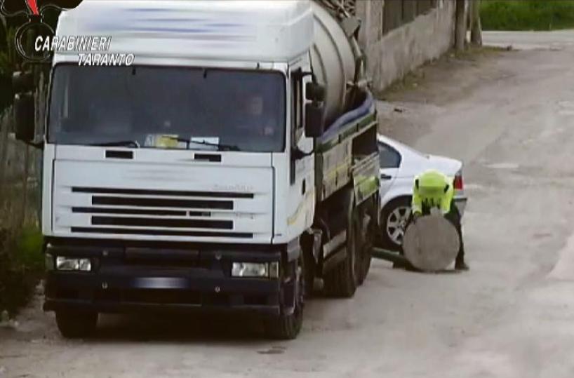 Sversamenti illegali di rifiuti nei tombini di Talsano, condanne fino a 3 anni e 8 mesi
