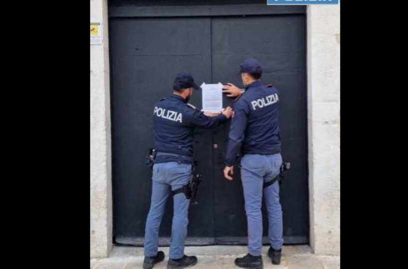 Barletta, i dipendenti del locale chiuso dopo una rissa: «A pagare solo noi incolpevoli lavoratori»