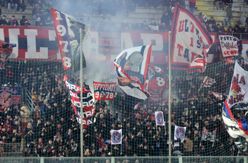 Scontri a Manduria, due tifosi del Taranto agli arresti domiciliari