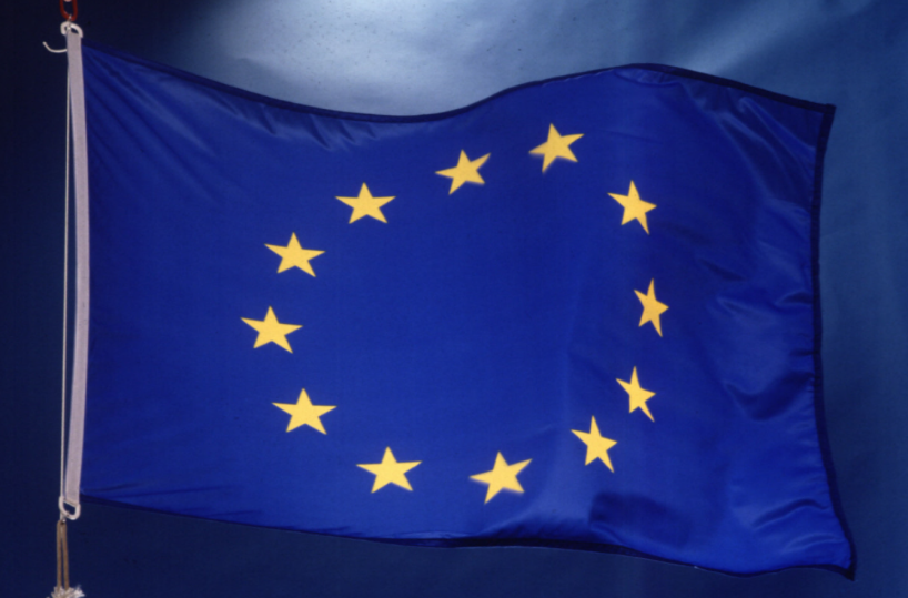 Togliamo il «piombo» dalle grandi ali dell’Unione Europea