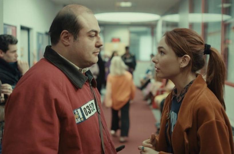 «La vita da grandi», al Multicinema Galleria di Bari la proiezione del film di Greta Scarano: l'attore Yuri Tuci interviene in collegamento