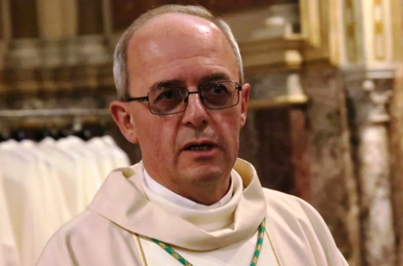 Manfredonia, accuse al vescovo Moscone: «Ha sminuito olocausto e fomenta antisemistismo»: solidarietà Libera Foggia