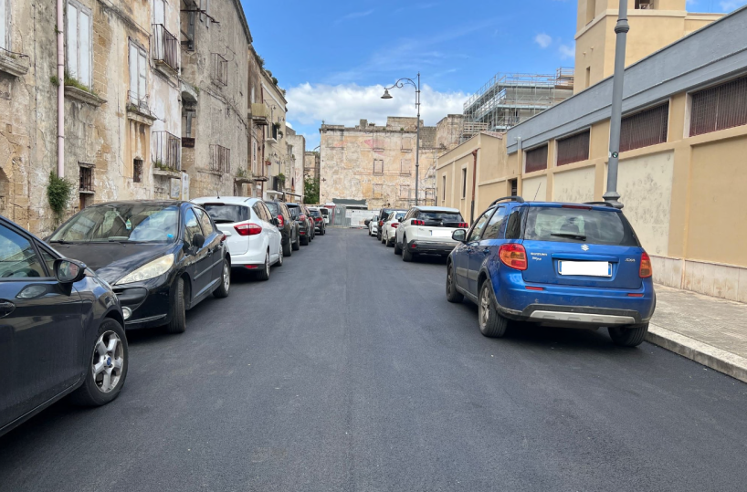 Taranto, l&rsquo;asfalto in attesa delle chianche