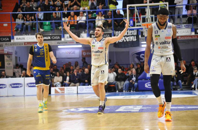 Difesa blindata: Valtur Brindisi torna alla vittoria 