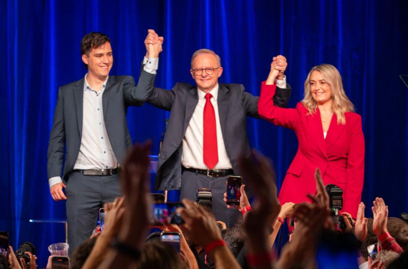 Anthony Albanese, di origini pugliesi, riconfermato premier dell'Australia
