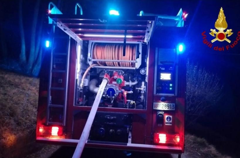 Terlizzi, ignoti danno alle fiamme la villa della vicecomandante della polizia locale Santeramo