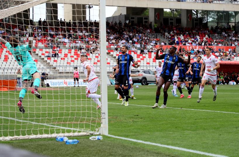 Il Pisa promosso in serie A, Cosenza retrocesso