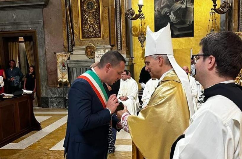 «Quella volta che consegnai l'olio di Balsignano a Prevost»: il ricordo di Nicola Bonasia, sindaco di Modugno