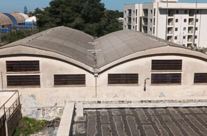 Amianto fra le abitazioni a Lecce, scatta l’allarme in via Birago