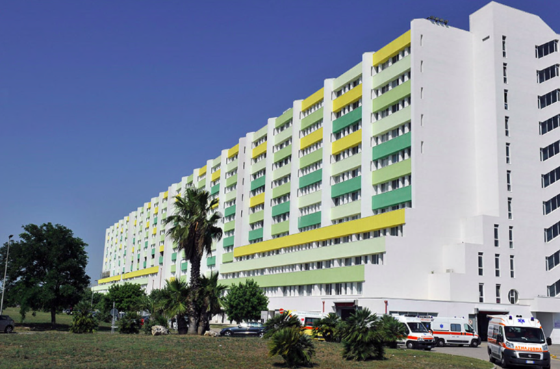 Brindisi, mancano parcheggi e piovono multe sui lavoratori dell’ospedale Perrino: «Le paghi l’Asl»