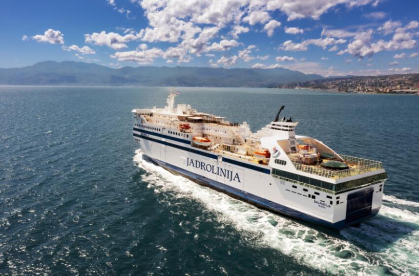 Riprende dopo 2 anni il collegamento marittimo tra Bari e Bar, in Montenegro