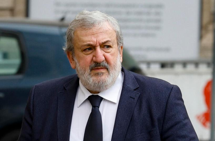 Emiliano, fa slittare la sentenza per diffamazione: «Sono un magistrato, devo essere processato a Lecce»