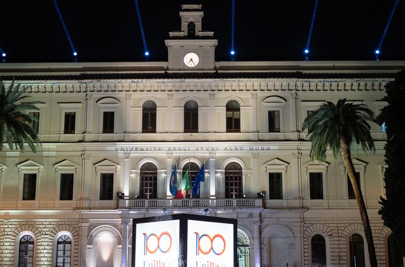 Palazzo Ateneo sito in Piazza Umberto I, 1, 70121 Bari