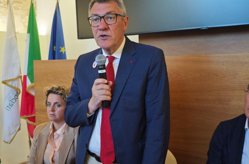 Landini a Canosa: «Le parole di Giorgia Meloni sul referendum sono un atto irresponsabile»