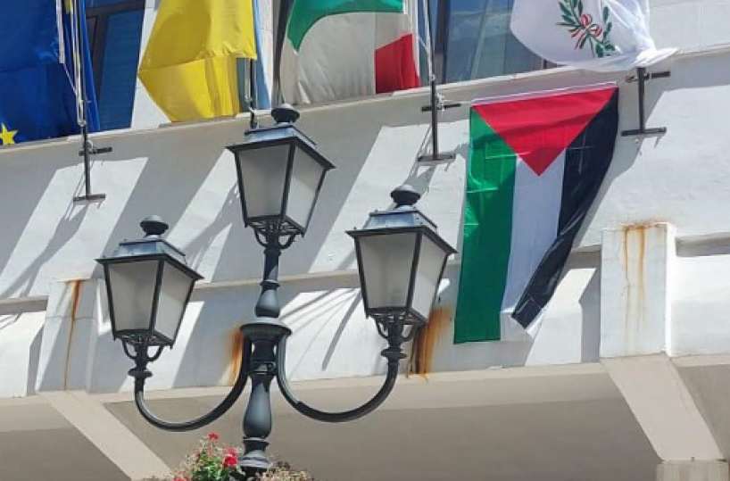 Barletta, Palestina e polemiche: le opposizioni contro il sindaco Cannito