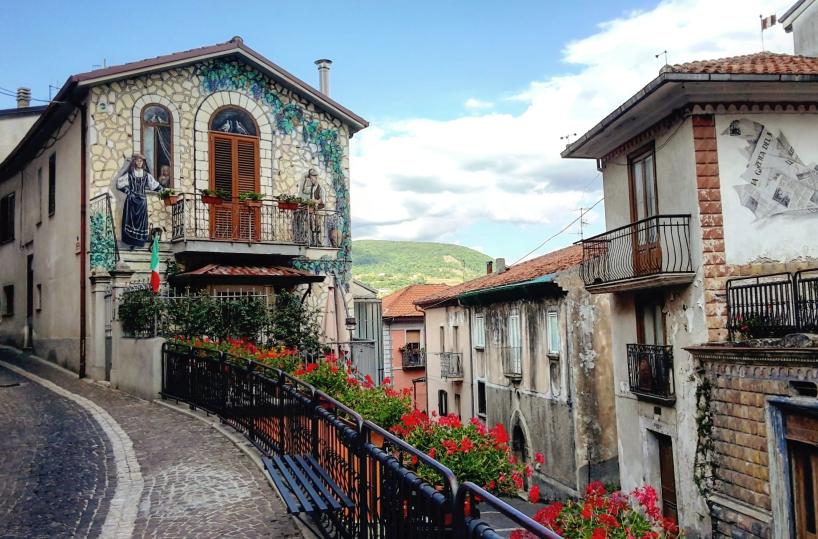 La Basilicata vuole rilanciare il turismo nei borghi del Potentino: nasce l'accordo con Bel