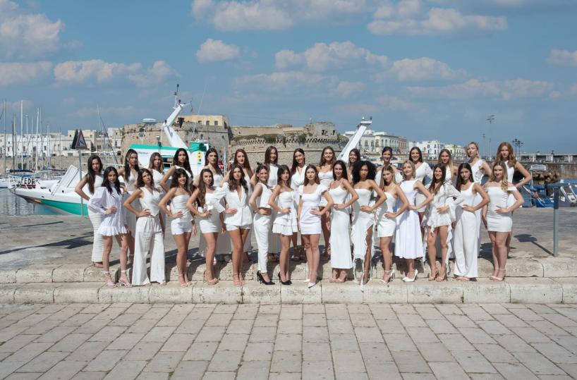 Gallipoli capitale della bellezza: proclamate le 30 finaliste di Miss Mondo 2025