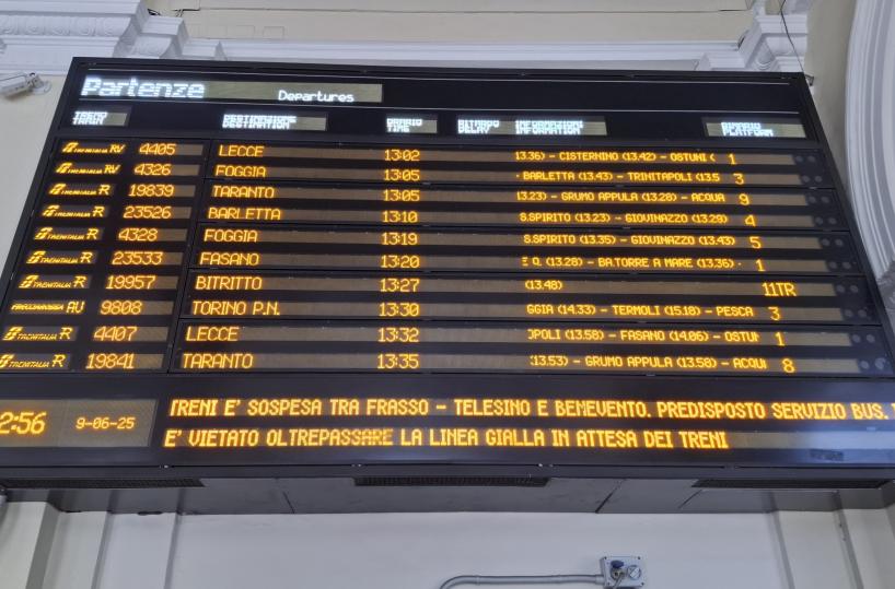 Settimana di passione sui binari: da oggi Puglia isolata, treni cancellati e viaggi infiniti per Roma