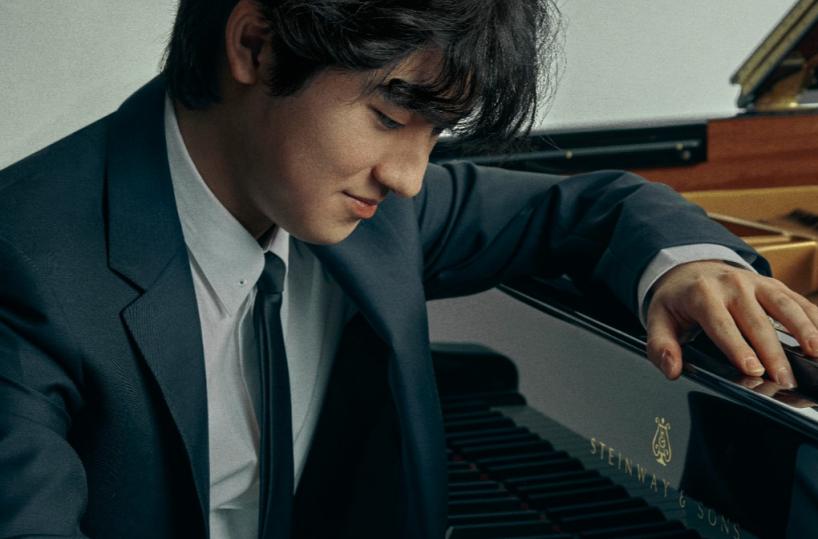 Al Teatro Petruzzelli di Bari arriva Yunchan Lim con l'orchestra del teatro