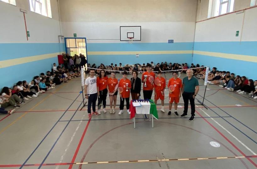 I salentini dell'istituto comprensivo Vito De Blasi sono campioni di badminton regionale