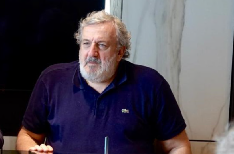 La grana per Emiliano rimasto senza numeri. Oggi vertice di maggioranza: l’ipotesi di un rimpasto in giunta