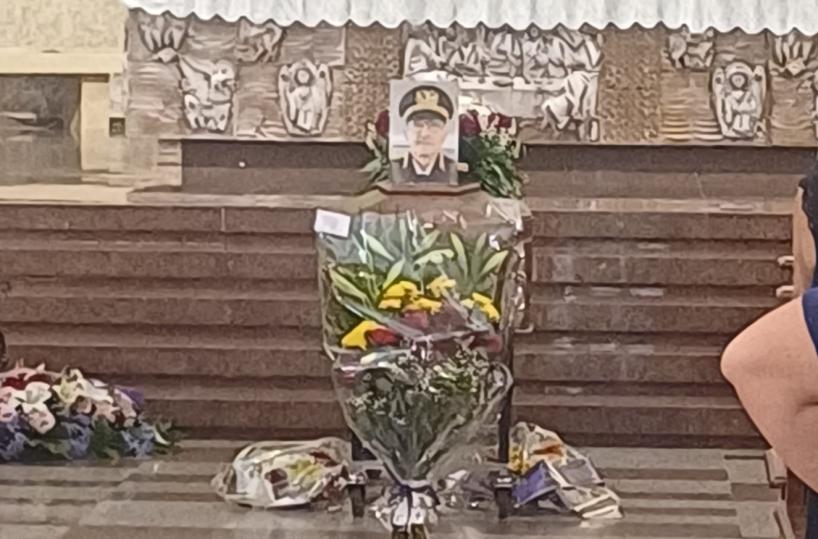 Taranto piange Domenico Donnaloia, il 73enne diportista morto in mare. I funerali FOTO