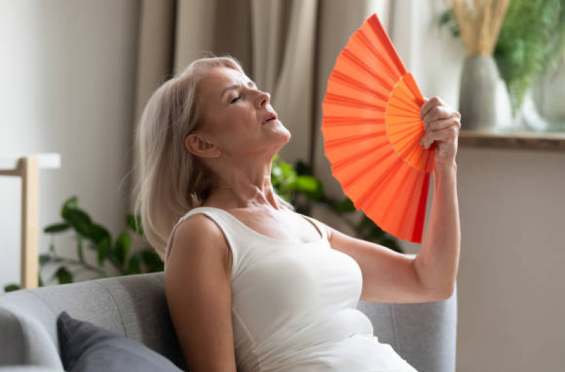 Donne al limite tra caldo e carico mentale. Cinque stop consigliati