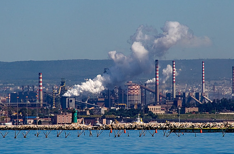Ilva, il messaggio di Meloni «Uniti per salvare Taranto»
